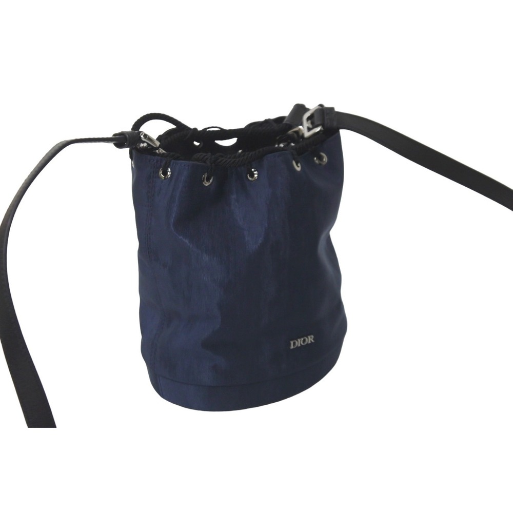 Christian Dior shoulder bag drawstring closure - Picture 5 of 9